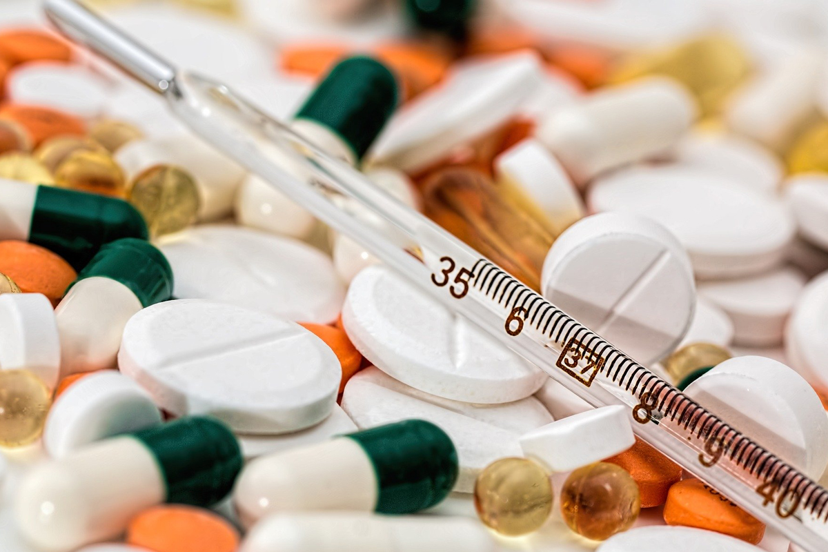 A variety of illegal drugs
